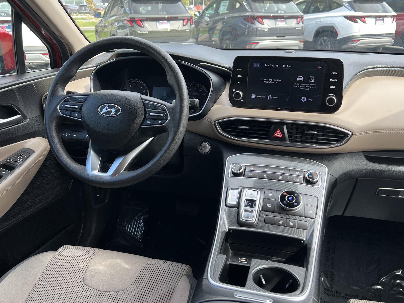 Used 2022 Hyundai Santa Fe SEL AWD/4WD image 2