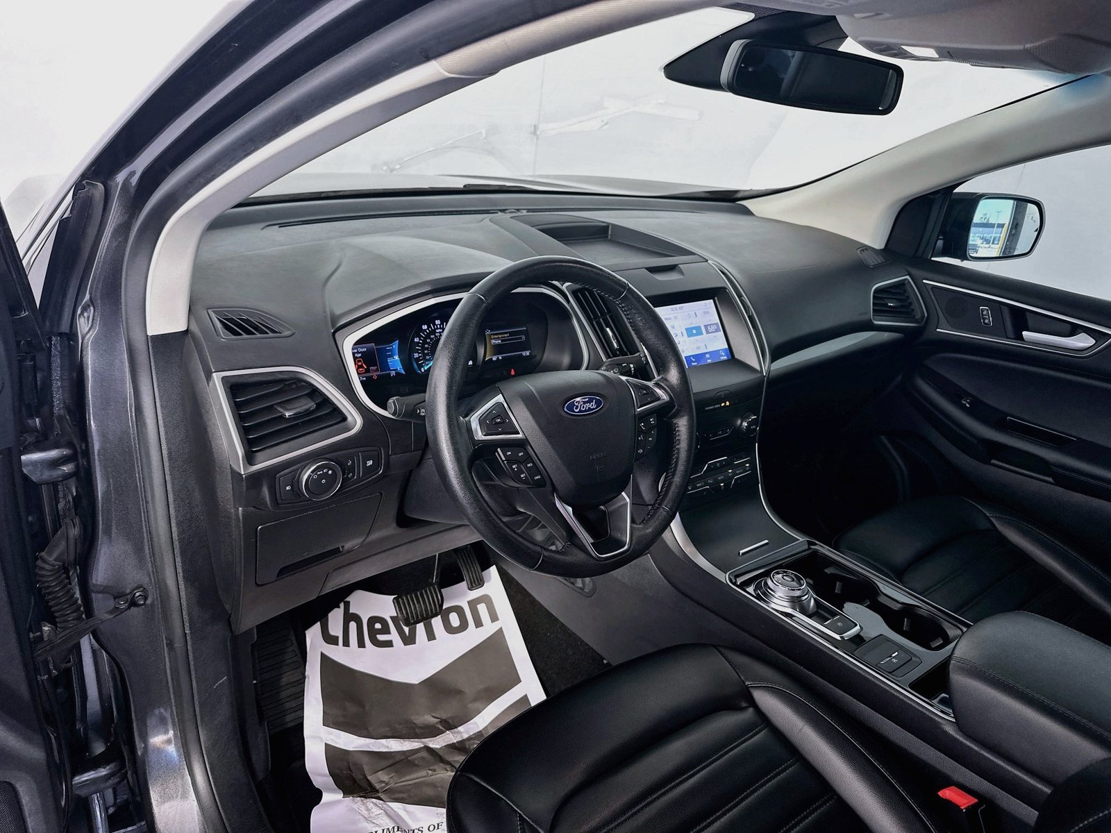 Used 2020 Ford Edge SEL FWD image 9