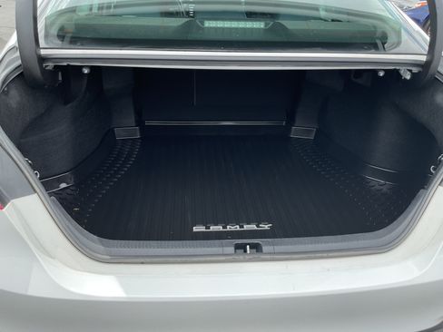 Used 2019 Toyota Camry LE w/ Fleet Convenience Package FWD image 20