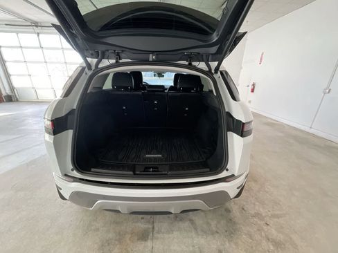 Used 2022 Land Rover Range Rover Evoque S image 23