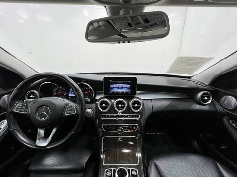 Used 2017 Mercedes-Benz C 300 4MATIC Sedan image 20
