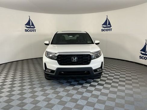 Used 2023 Honda Passport EX-L image 2