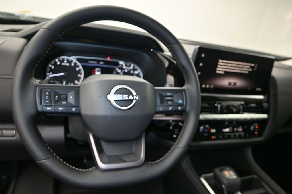 Certified 2026 Nissan Pathfinder SV FWD image 23