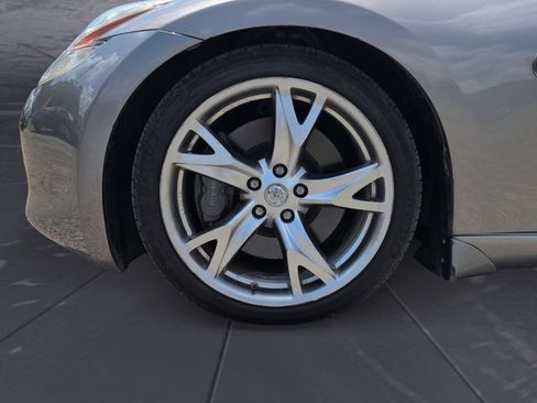 Used 2009 Nissan 370Z Touring w/ Sport Pkg RWD image 21