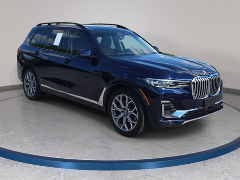 Used 2022 BMW X7 xDrive40i w/ Premium Package AWD/4WD image 3