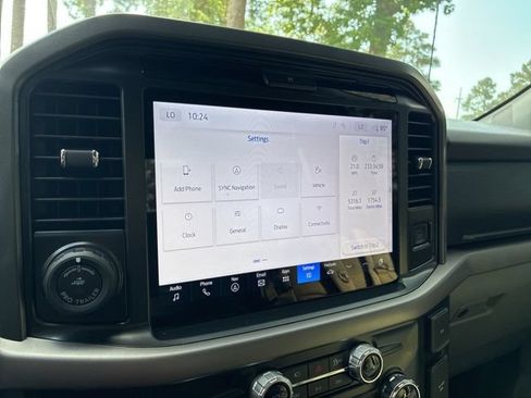 Used 2025 Ford F150 XLT w/ Equipment Group 302A MID AWD/4WD image 29