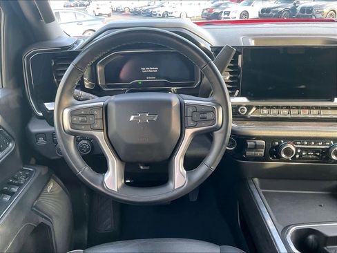 Used 2024 Chevrolet Silverado 2500 LTZ w/ LTZ Plus Package image 8