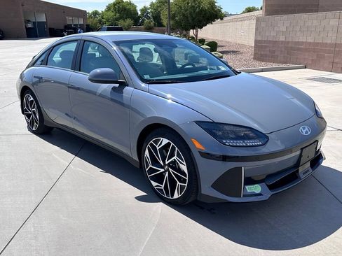 Used 2023 Hyundai Ioniq 6 SEL RWD image 5