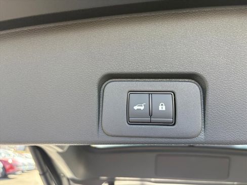 New 2026 Nissan Rogue Platinum image 25