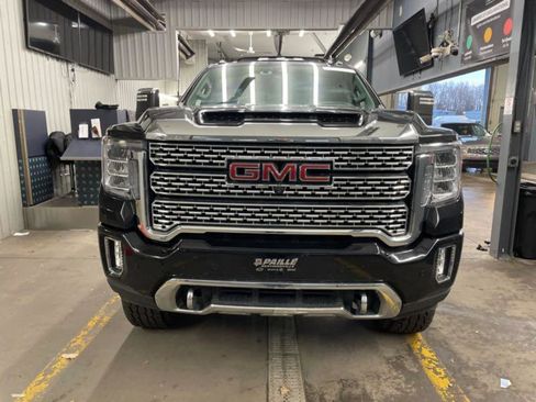 Used 2023 GMC Sierra 2500 Denali w/ Denali Black Diamond Edition image 7