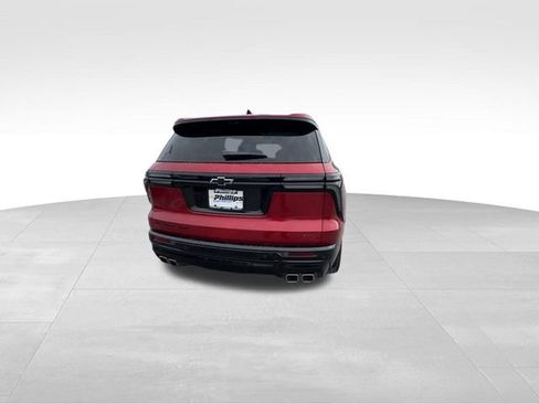 Certified 2025 Chevrolet Traverse RS w/ LPO, Floor Liner Package image 8