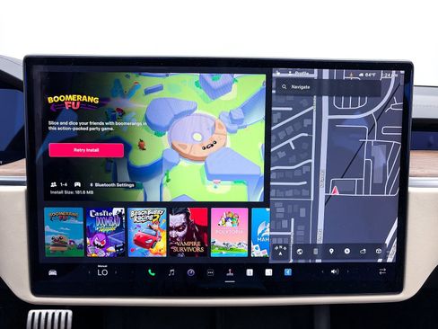 Used 2021 Tesla Model S Plaid image 7