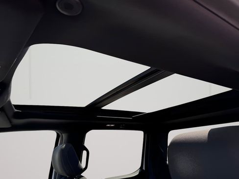 Used 2021 Ford F150 XLT w/ Equipment Group 302A High image 21