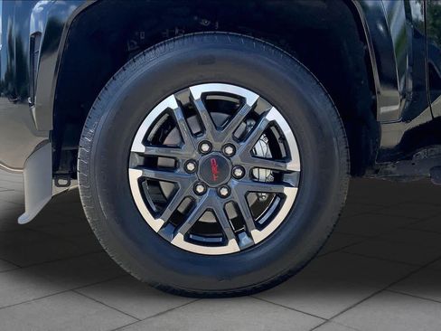 Used 2025 Toyota Tacoma TRD Sport RWD image 11