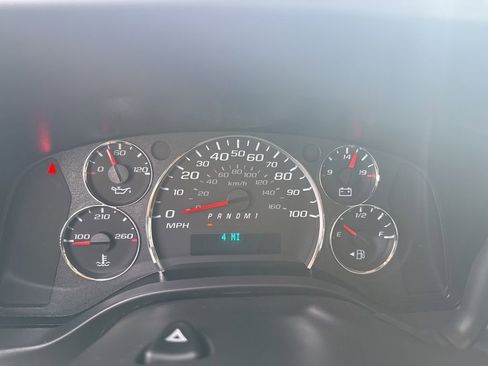 New 2025 Chevrolet Express 2500 w/ Driver Convenience Package image 18