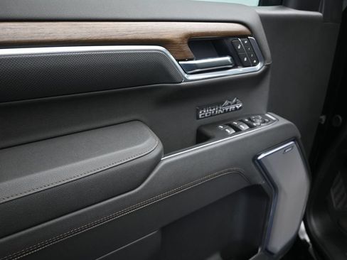 New 2026 Chevrolet Silverado 1500 High Country w/ Midnight Edition AWD/4WD image 11