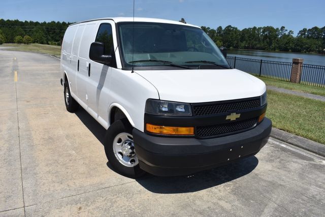 Used 2021 Chevrolet Express 2500 w/ Driver Convenience Package RWD image 2