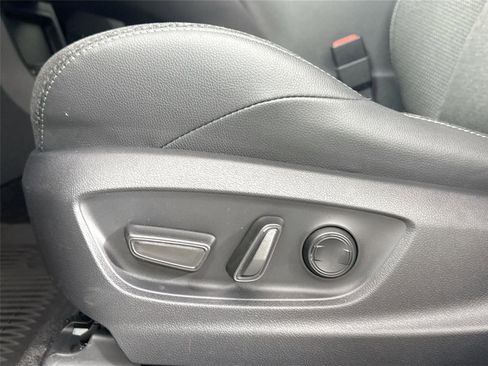 Used 2024 Toyota bZ4X XLE image 30