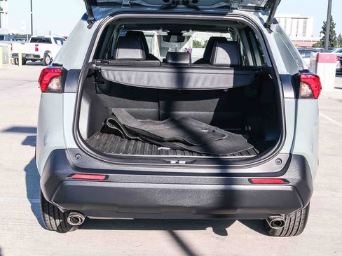 Certified 2022 Toyota RAV4 XLE Premium FWD image 27