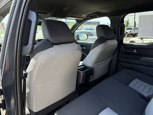 Used 2025 Toyota Tacoma TRD Sport AWD/4WD image 13