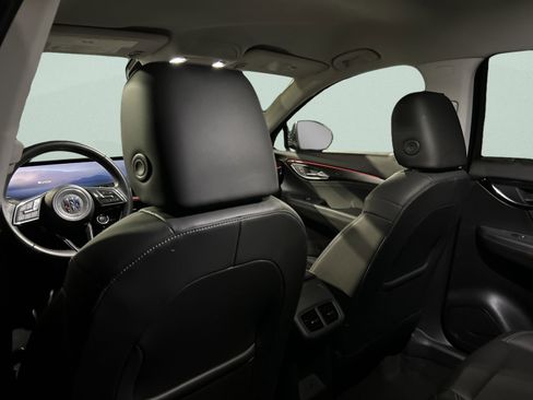 Used 2024 Buick Envision Preferred image 10