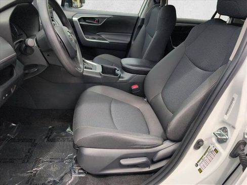 Used 2024 Toyota RAV4 LE AWD/4WD image 16