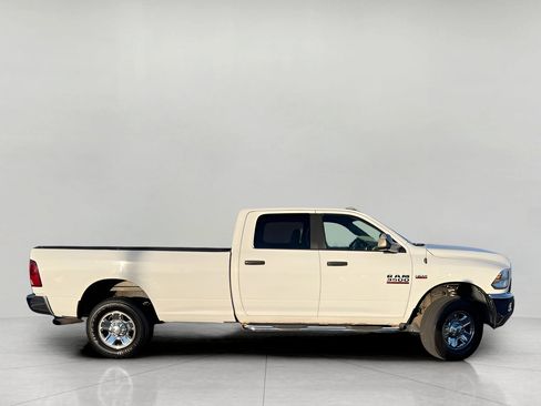 Used 2014 RAM 3500 SLT w/ Protection Group image 10
