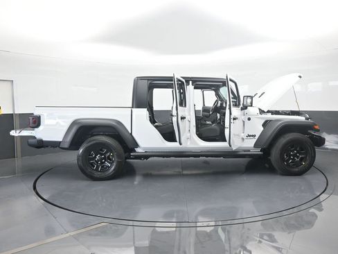 New 2026 Jeep Gladiator Sport image 64