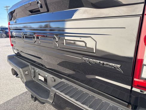 Used 2022 Ford F150 Raptor w/ Equipment Group 801A High image 11