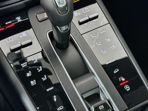 New 2026 Porsche Macan GTS AWD/4WD image 21
