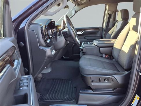 Used 2022 GMC Sierra 1500 SLE image 23