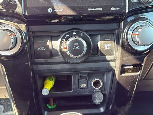Used 2024 Toyota 4Runner TRD Off-Road Premium w/ Moonroof Package AWD/4WD image 10