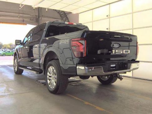 Used 2024 Ford F150 Lariat w/ FX4 Off-Road Package image 4