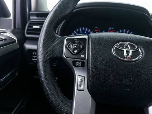 Used 2018 Toyota 4Runner Limited AWD/4WD image 27