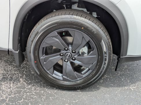 New 2026 Nissan Rogue SV FWD image 11