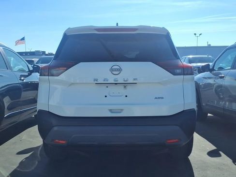 Used 2023 Nissan Rogue S AWD/4WD image 5