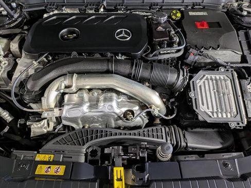 Certified 2025 Mercedes-Benz GLB 250 image 25