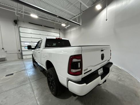 Used 2024 RAM 2500 Big Horn w/ Night Edition AWD/4WD image 8