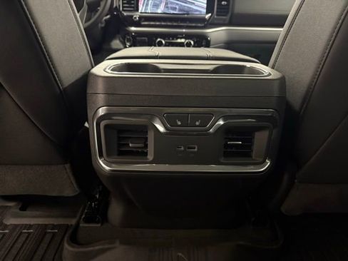 New 2026 GMC Sierra 2500 SLT image 17