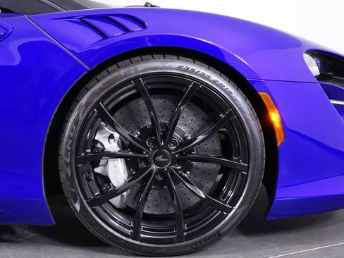 New 2025 McLaren Artura Spider RWD image 26