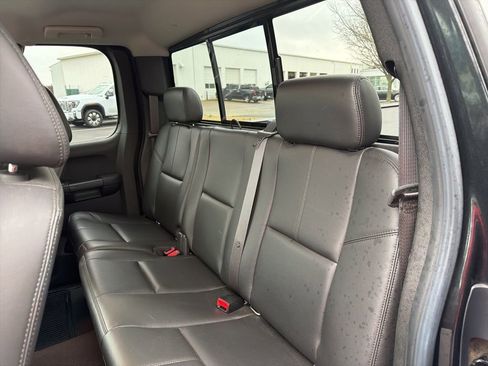 Used 2009 GMC Sierra 1500 SLT w/ SLT Convenience Package image 13