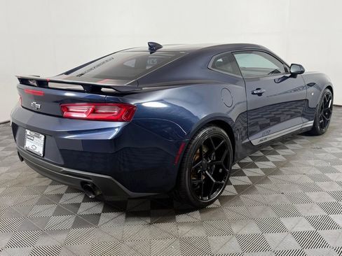 Used 2016 Chevrolet Camaro SS RWD image 6