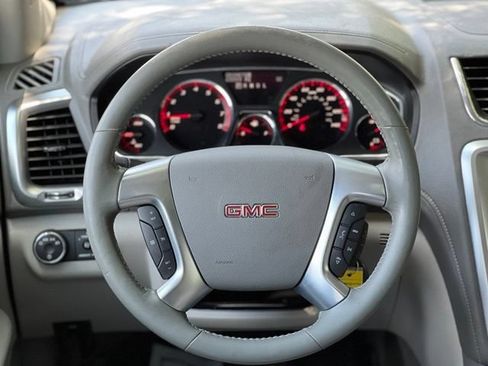 Used 2016 GMC Acadia SLE AWD/4WD image 32