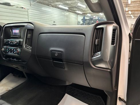 Used 2015 Chevrolet Silverado 2500 LT image 29