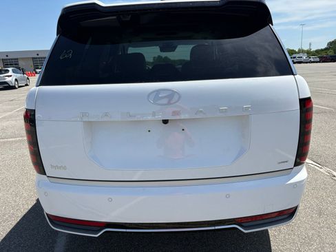 Used 2026 Hyundai Palisade Calligraphy AWD/4WD image 4