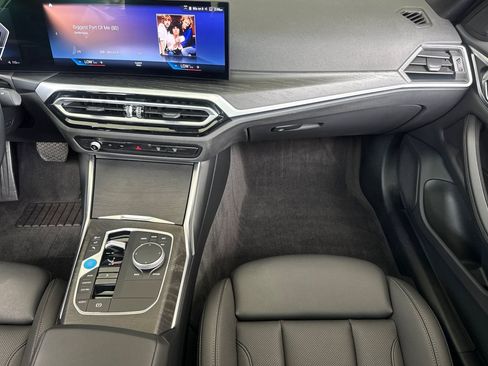Used 2023 BMW i4 eDrive35 RWD image 30