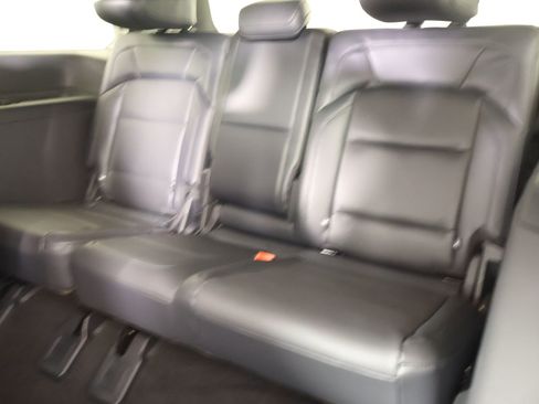 New 2026 Lincoln Navigator Premiere AWD/4WD image 13