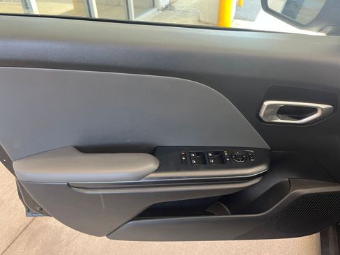 Used 2025 Kia K4 LXS image 18