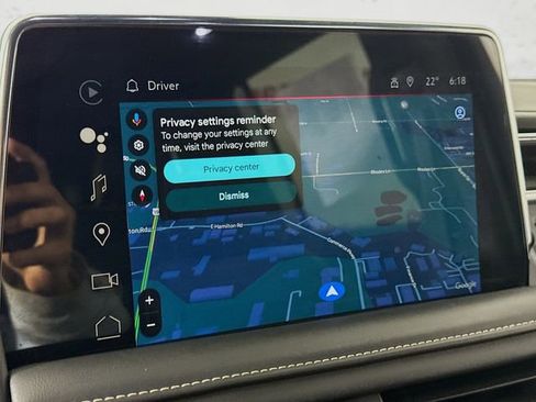 Used 2023 GMC Yukon XL SLT w/ SLT Luxury Package image 13