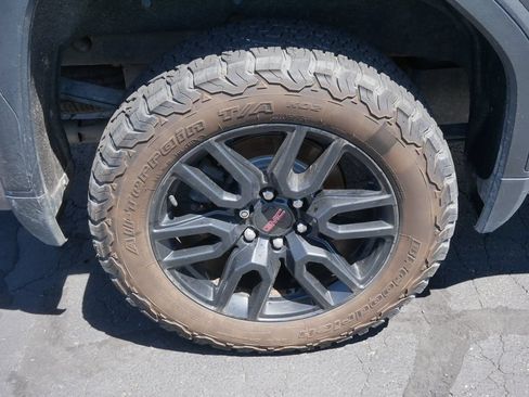Used 2021 GMC Sierra 1500 Elevation w/ Preferred Package AWD/4WD image 8